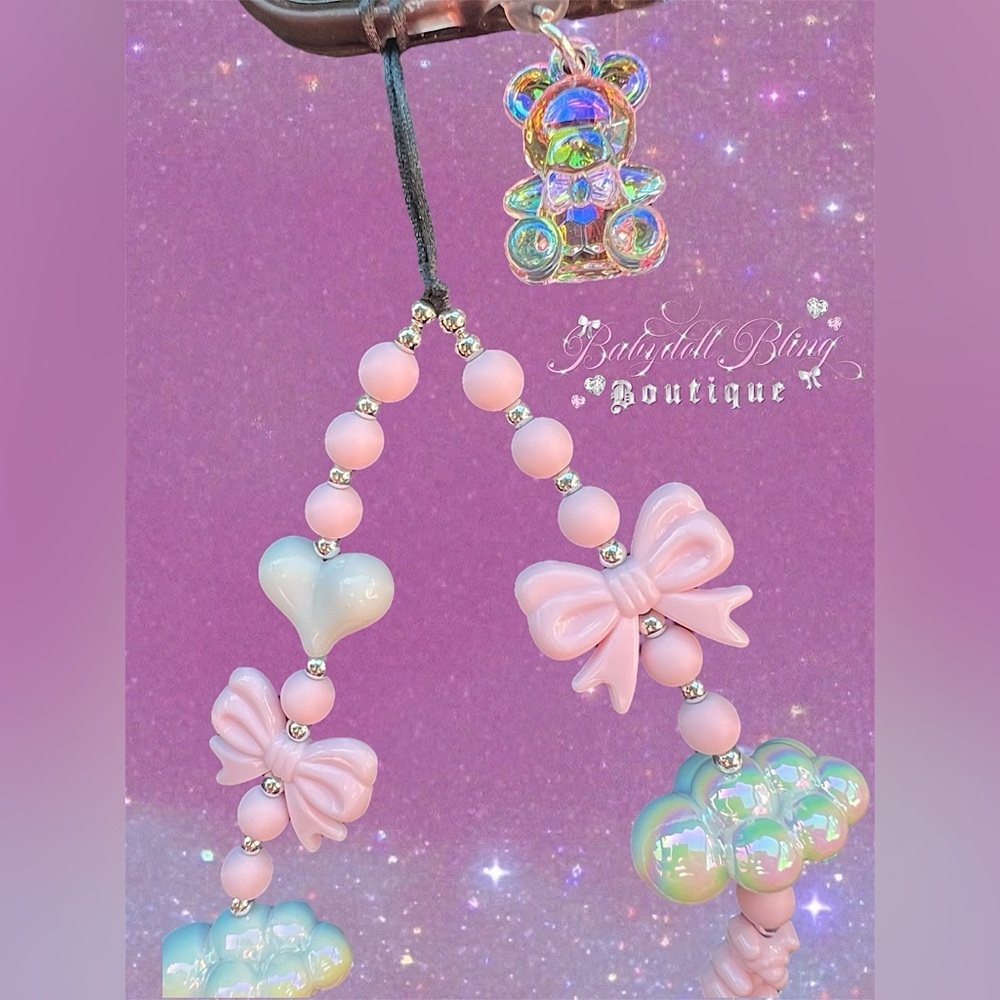 BabyBear charging port plug 🩷🧸 dirt/debris blocker teddy charm holographic